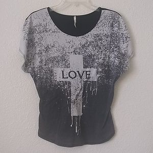 FINAL MARKDOWN Ladies' Aran's Den Partial Lace Overlay Tee medium